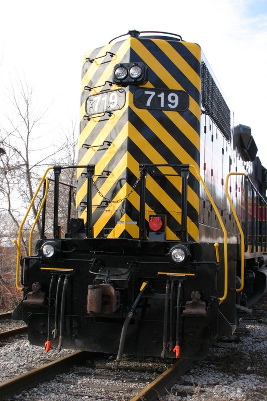 IAIS 719 at Davenport, IA on 31-Dec-2004