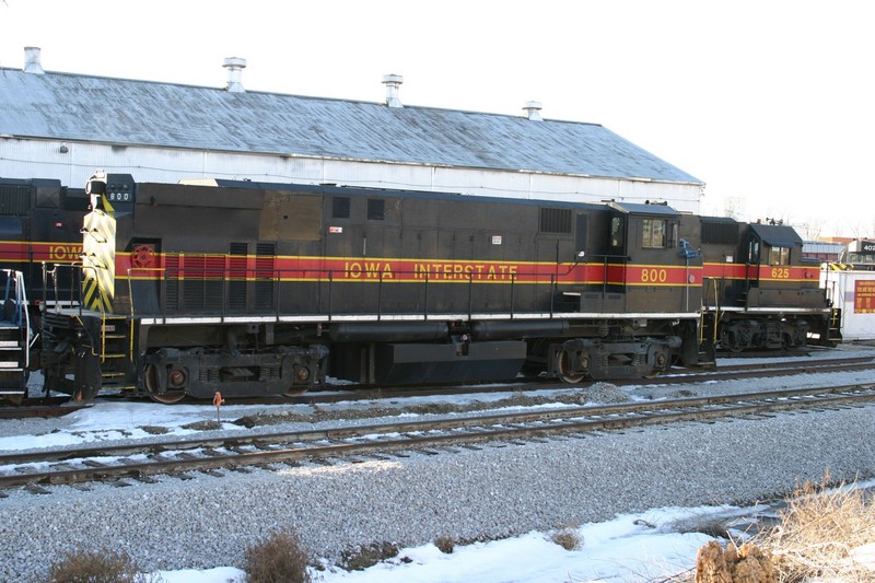 IAIS 800 at Council Bluffs, IA on 20-Dec-2003