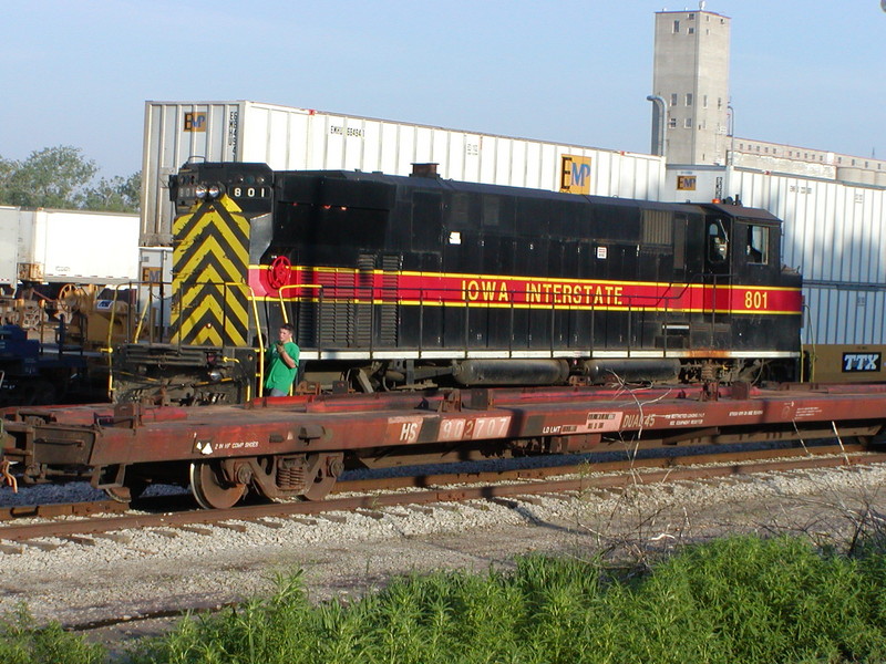 IAIS 801 at Council Bluffs, IA on 11-Jun-2001