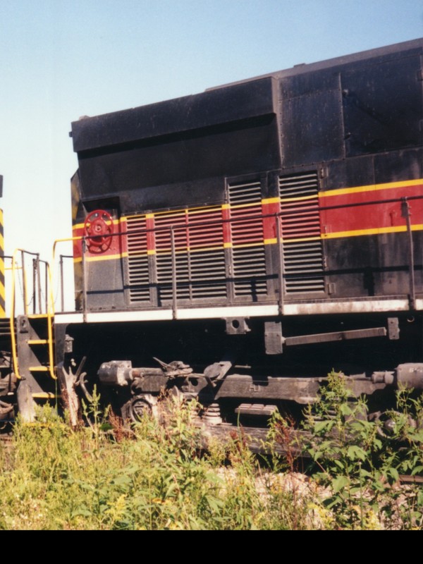 IAIS 801 at Altoona, IA on 22-Aug-1994