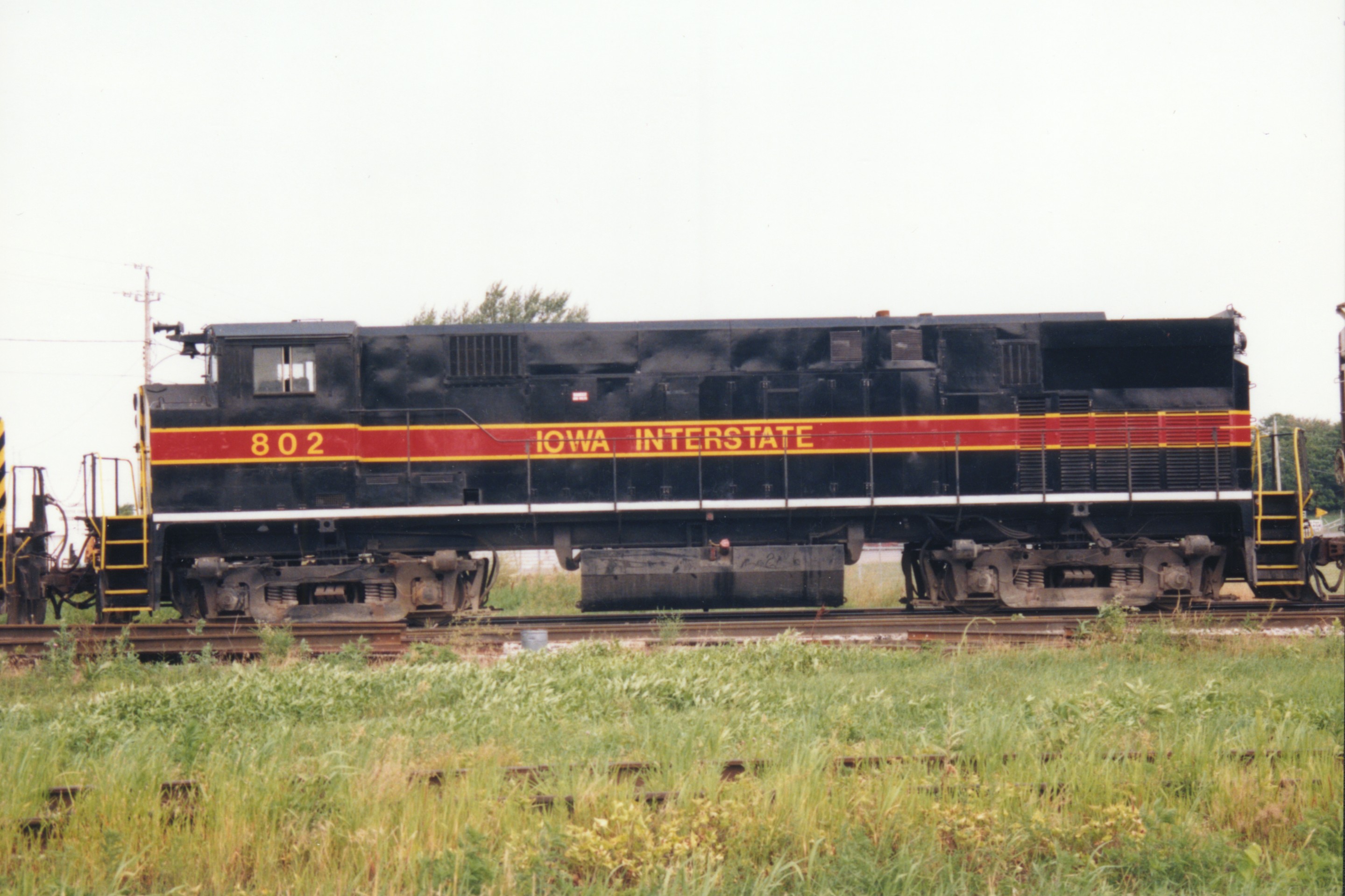 IAIS 802 at Altoona, IA on 19-Jul-1995