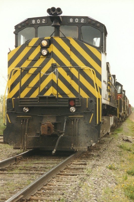 IAIS 802 at Altoona, IA on 11-May-1996