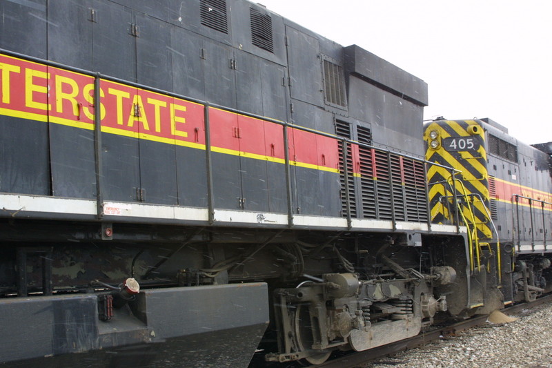 IAIS 802 at Walcott, IA on 23-Dec-2001