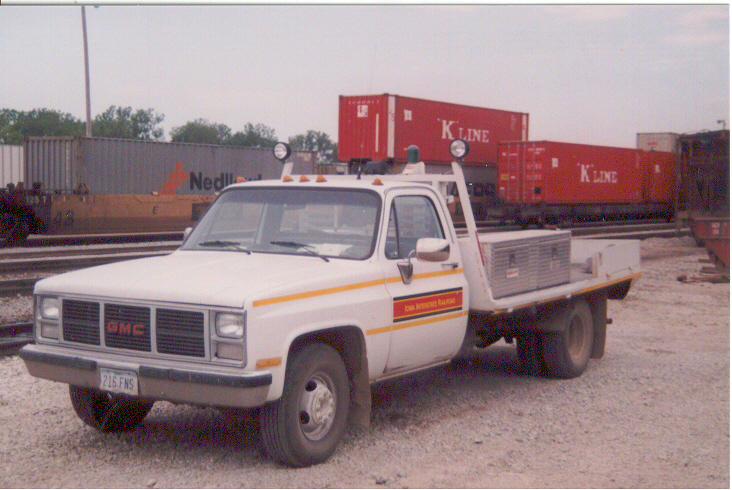 IAIS GMC truck, Council Bluffs, IA, 15-Jul-2000