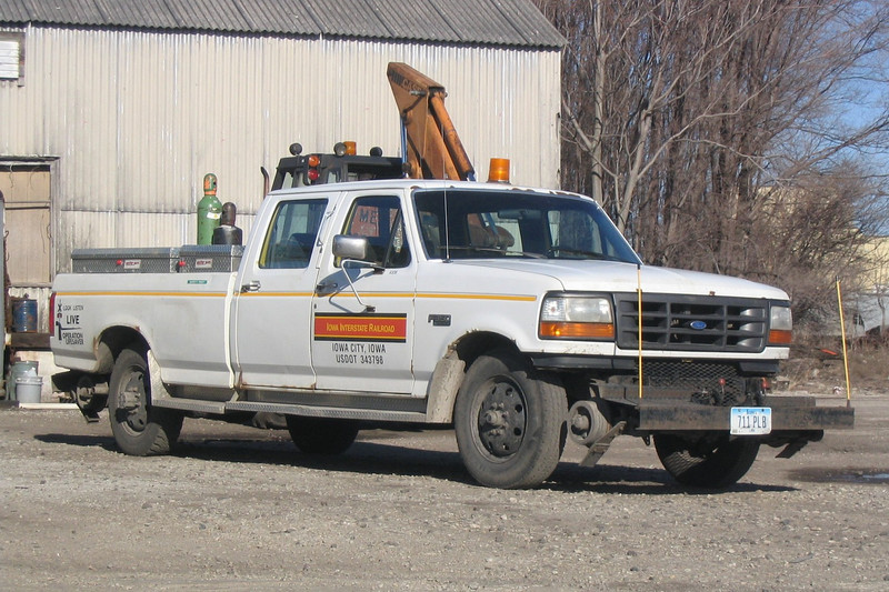 Ford F-350 crewcab hi-rail in Rock Island, IL on 3/31/05.