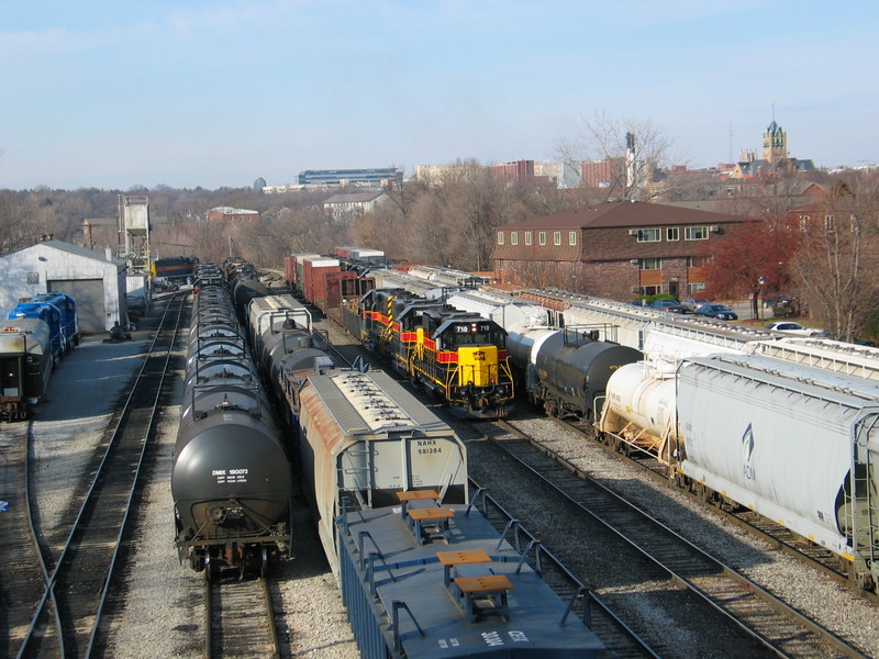 The eastbound (all 7 cars!) is pulling up the siding after the crews have swapped trains.  Dec. 18, 2006.