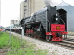 Tied onto the west end at Earlham, ready to depart again.