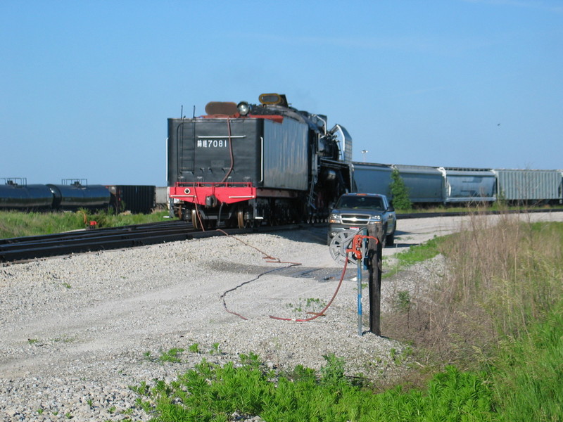 Watering the steam engine at Newton with the new fangled high speed method, June 8, 2007.