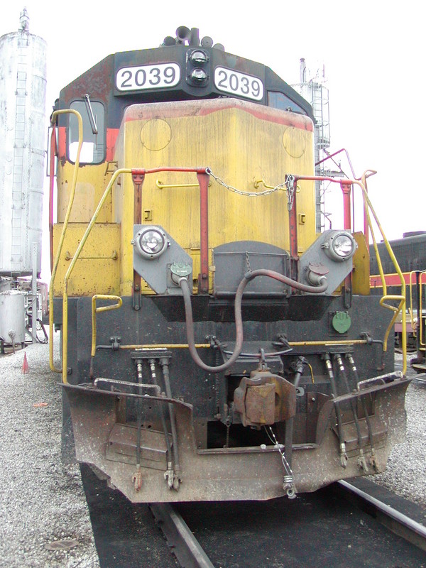 LLPX 2039 at Council Bluffs, IA on 13-May-2004