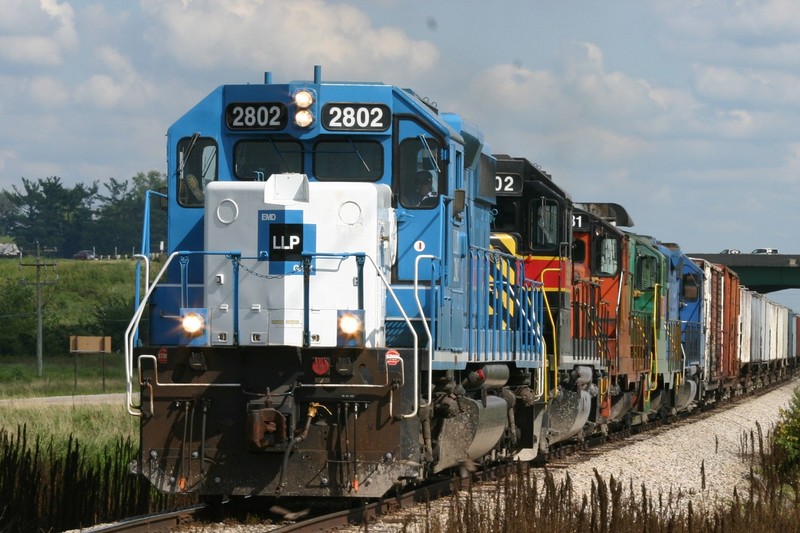 LLPX 2802 at Iowa City, IA on 07-Aug-2004