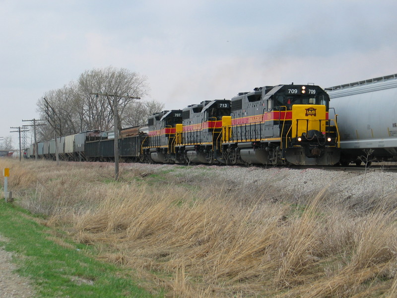 The east train is leaving N. Star after the meet.  March 31, 2007.