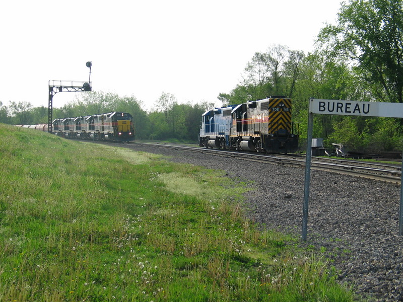 West train arrives at Bureau running very late, around 830am, May 2, 2006.