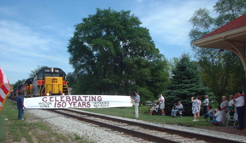 Westbound and banner at Wilton Founder's Day, Aug. 28, 2005, by Connie Brown
