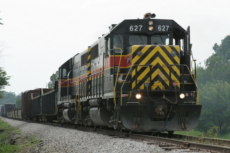 Catching up with CBBI near York Center - front end power is 627 and 602