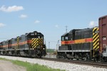 The light power from CBBI-31 (626--627-602) comes forward to start up 400 and add her to the consist