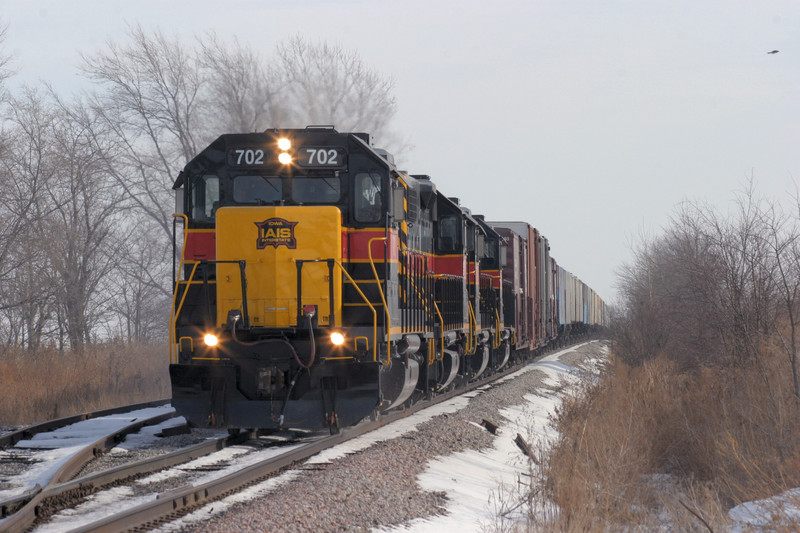 BICB passes through Walcott, IA, on Friday, 23-Dec-2005