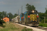 IAIS 405 leading one of the first few CRIC trains back to Iowa City at Amana, IA on 6-Aug-2004