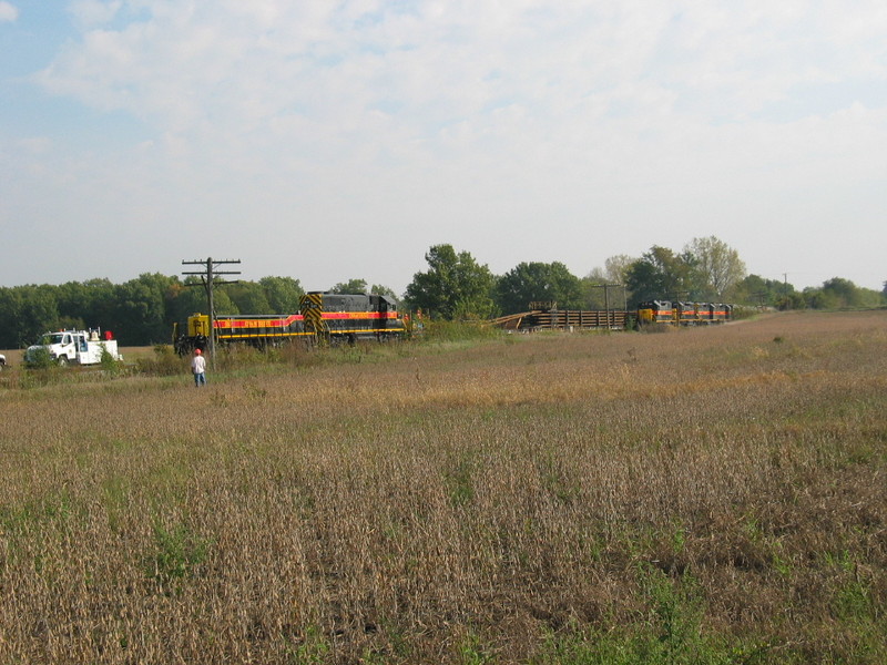 Westbound passes the rail train at the west end of N. Star siding, Oct. 5, 2007.