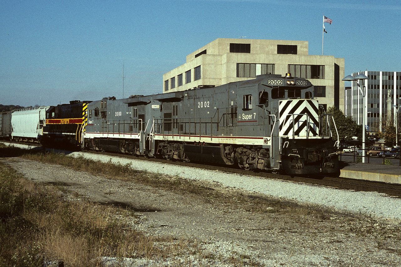 GE sent IAIS some of the Super 7-23B demonstrator units during late 1990.  These are ex-WP U23B units that have been completely rebuilt and upgraded.  Here are 2000 and 2002 at Joliet, IL, during October 1990.