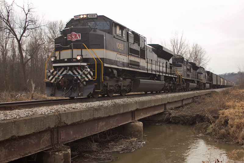 PEDM-12 at Colona, IL.  January 12, 2013.