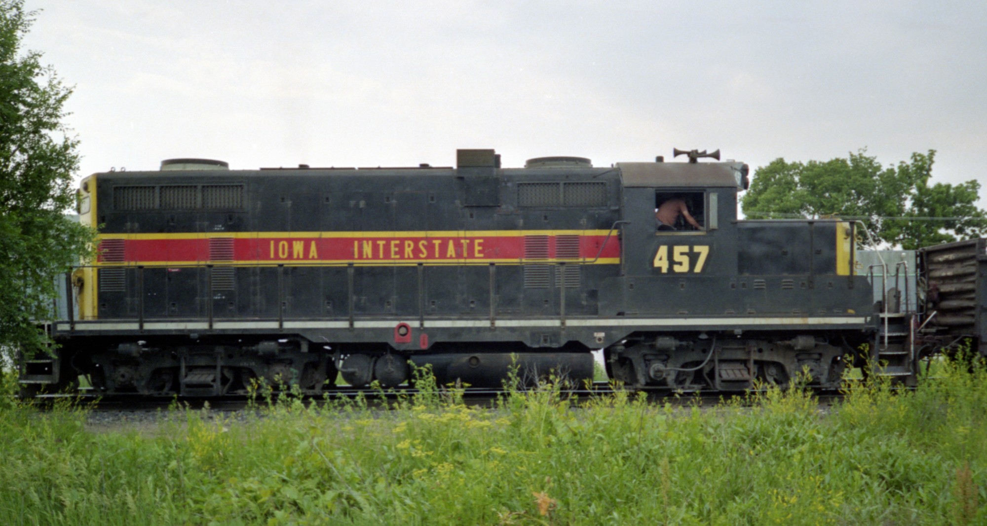 IAIS 457 showing off the Phase I paint stripe in Altoona, IA, during June fo 1992
