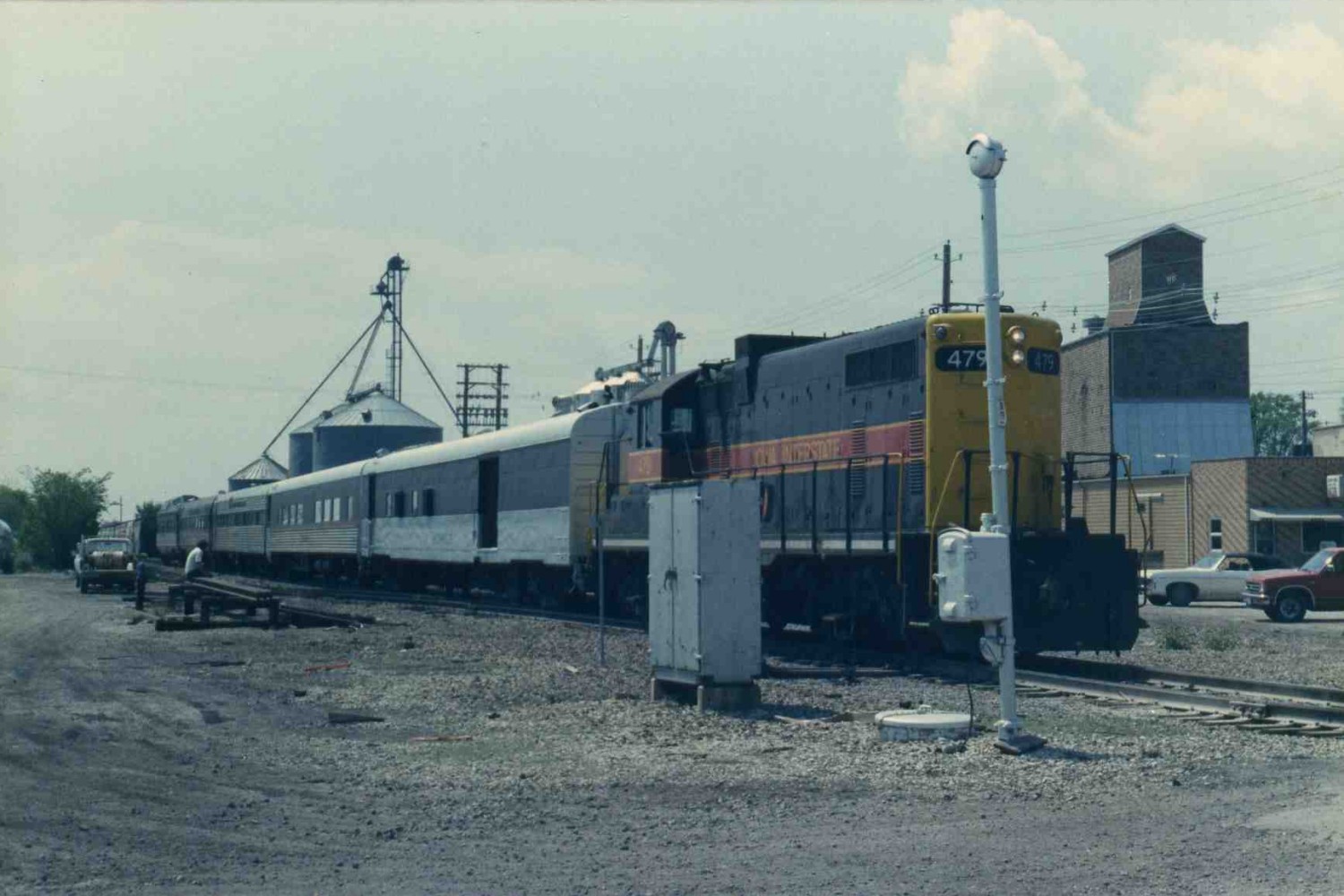 IAIS 479 at Wilton, IA, with a Sunday run in May 1989