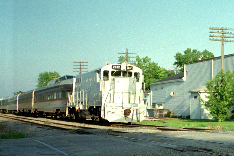 The all-grey CF7 sometime in early summer at Walcott.  I didn't realize until looking back just how bad my camera was in the 1980s.