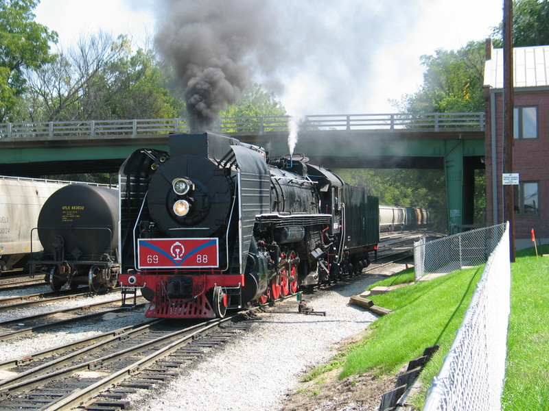 Backing out of 5 track in Iowa City, getting ready to go to Rock Island, Sept. 7, 2006.