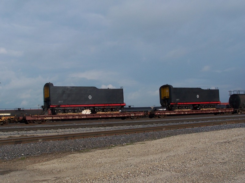 Chinese QJ's arrive in Galesburg, IL on BNSF's M-NEWGAL on 26-Jun-2006.