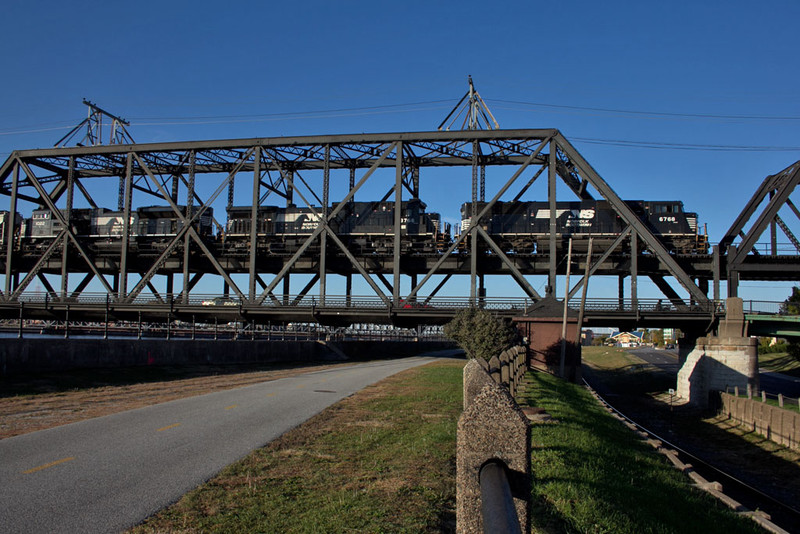 PEDM @ Government Bridge; Davenport, IA.