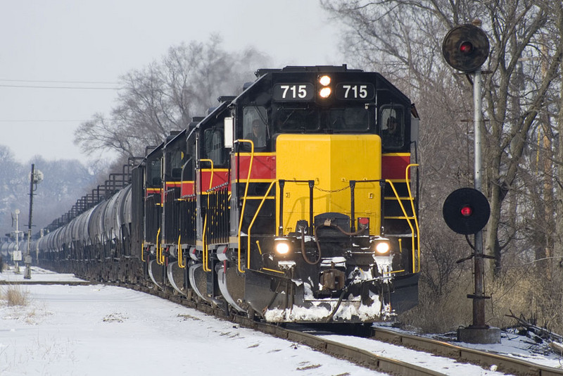 RICSXU-28 @ Illinois Railway Xing; Ottawa, IL.
