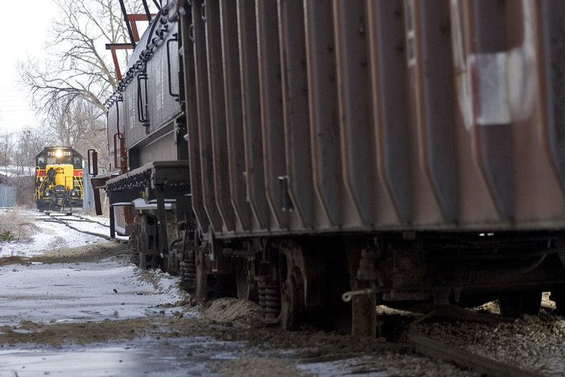 Derailed cars under I-280; Milan, IL.