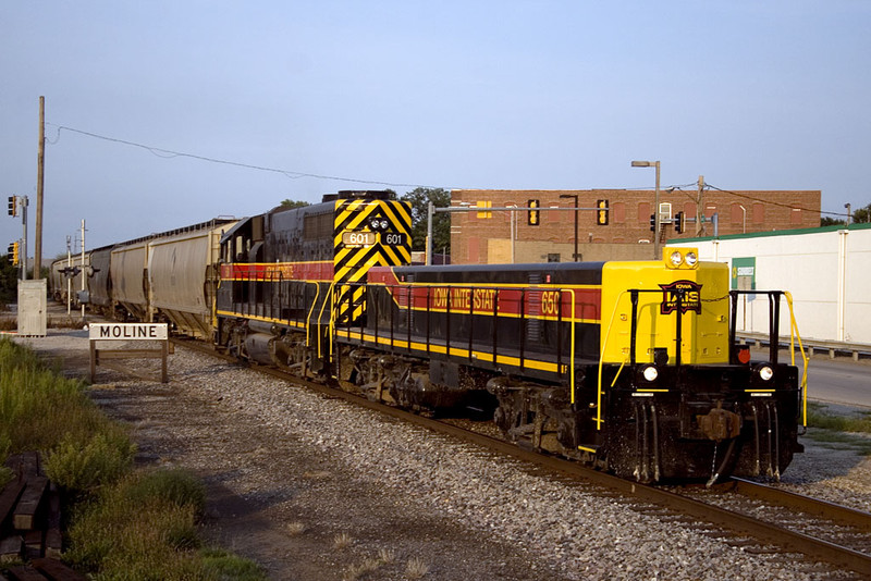 IAIS 650/601 with RISW-13 @ Moline, IL.