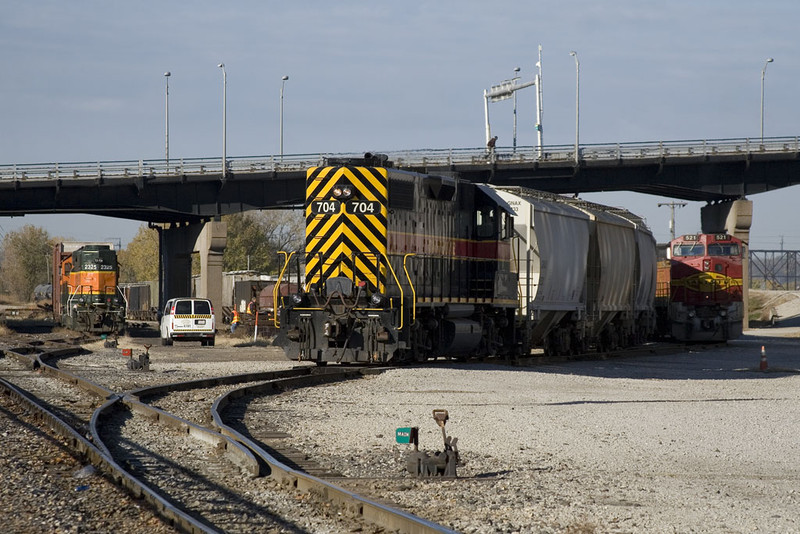 IAIS 704 (Milan Job), BNSF 521 (M-CLIGAL) and BNSF 2325 (427 Local).  17th St; Rock Island, IL.