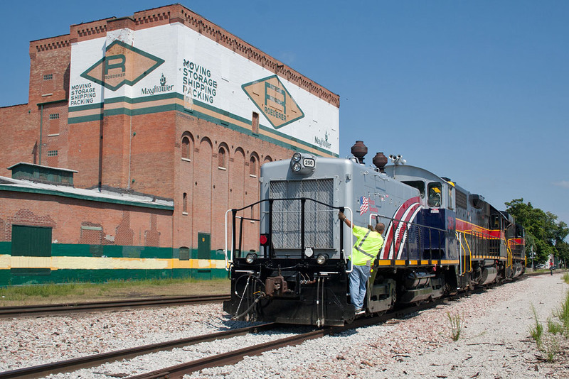 Pulling out to the main at Missouri Division Jct.