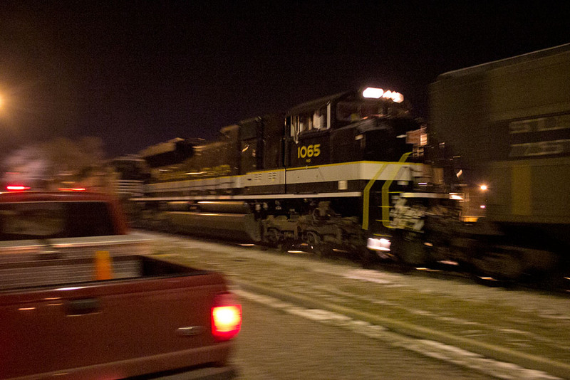 NS 1065 @ Davenport, IA.