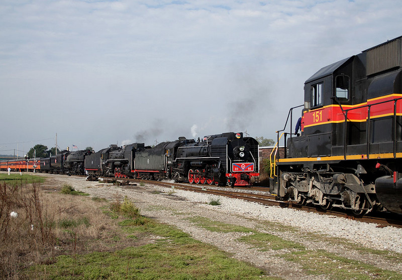 Eastbound triple-header meets the westbound RIIC at 23rd Street Moline, IL.