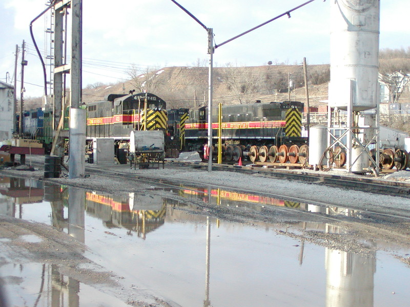Sand tower base, fueling pad, 2/20/2004.