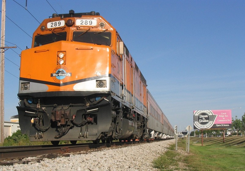 The Hawkeye Express prepares to head west with its 2nd load.  3-September-2005.