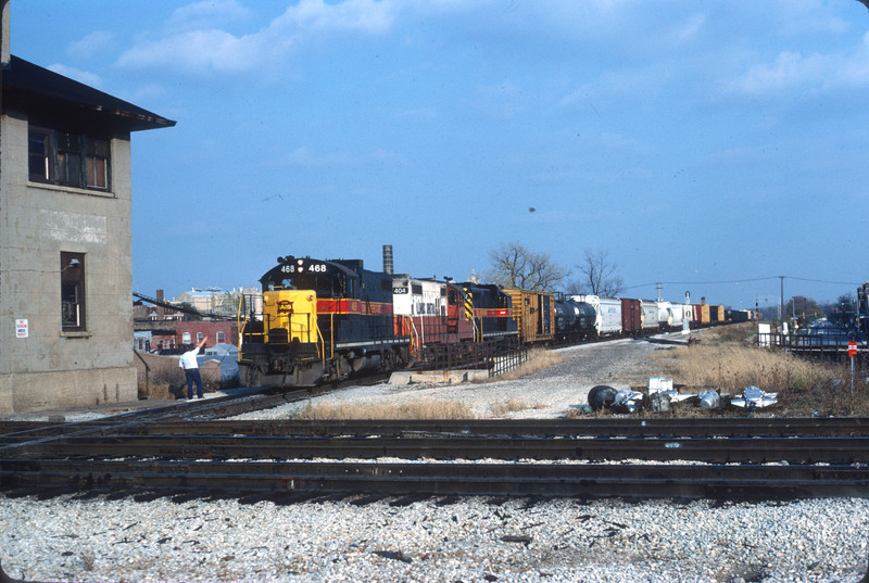 WB road freight is getting orders at Joliet.