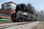 IAIS 7081 blasts through Missouri Division Jct in Davenport, IA with the 11am run to Walcott.