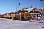 431 passes the former RI Depot with a Peoria bound freight May 6,1992.