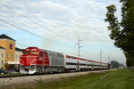 Passing the Comfort Suites in Corralville, Iowa September, 2nd 2006.