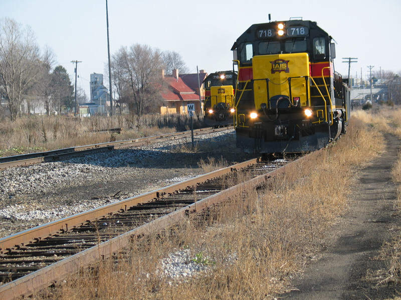 Westbound and the Local at West Lib., Nov. 26, 2005.