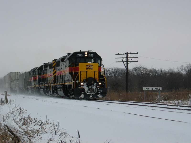 Westbound at Twin States, Dec. 10, 2005.