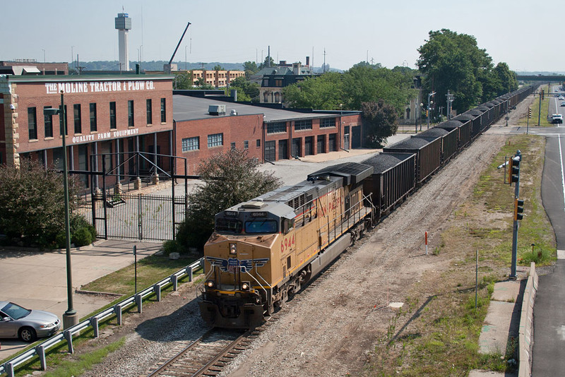 UP 6944 leads UPCR-08 @ Moline, IL.