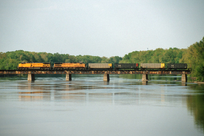 UP detour CPWNA-04  Rock River, Colona, IL.