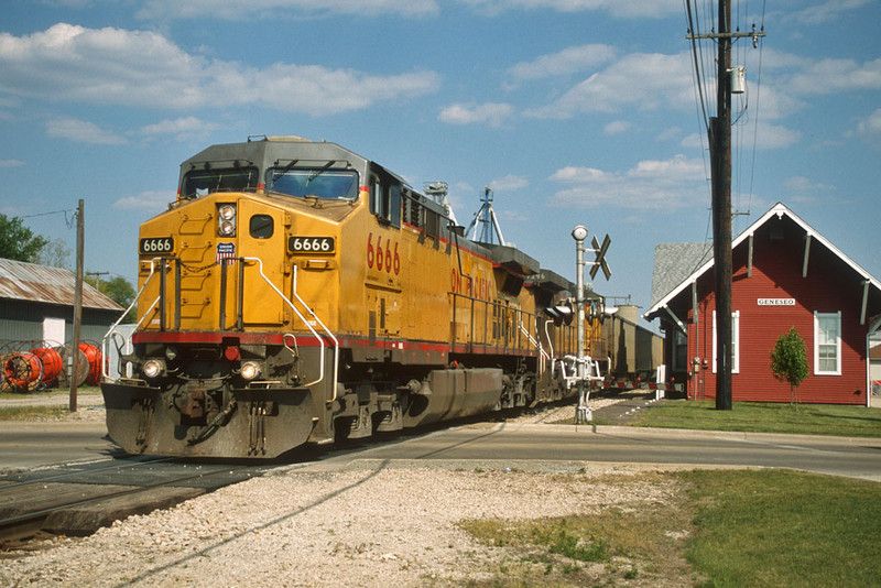 UP detour CPWNA-04  Geneseo, IL.