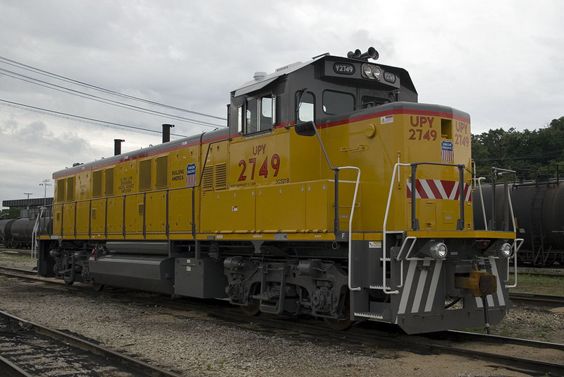 A new UP Genset out of NRE in Silvis sits in Rock Island, IL awaiting delivery to the UP via the IHB in Chicago.  02-Jun-2007.