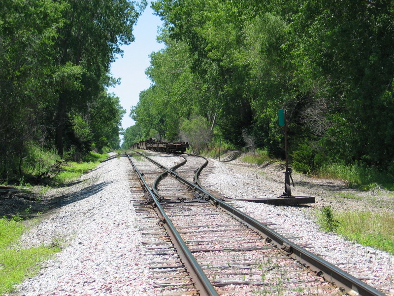 I think this is looking west, at the east switch of Hillis siding, but could be the other way around.  June 19, 2006.